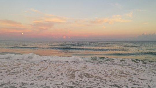 Beach waves crashing